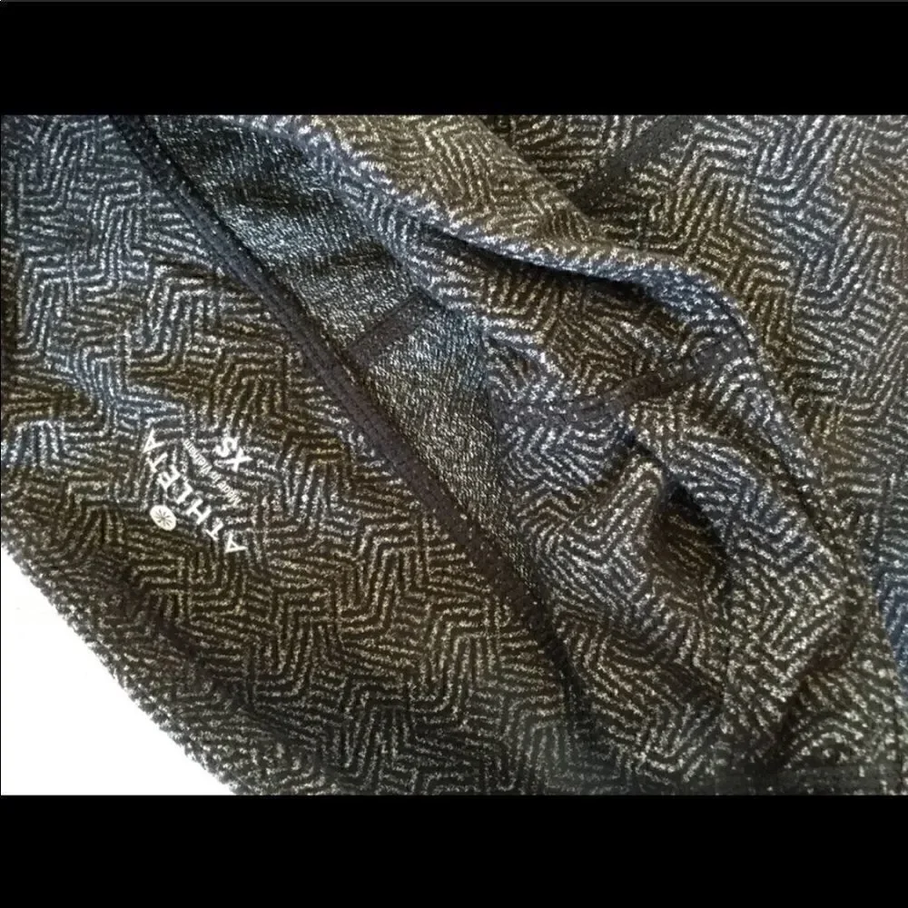 EUC Athleta Chaturanga Leggings Heartbeat Sz Xs